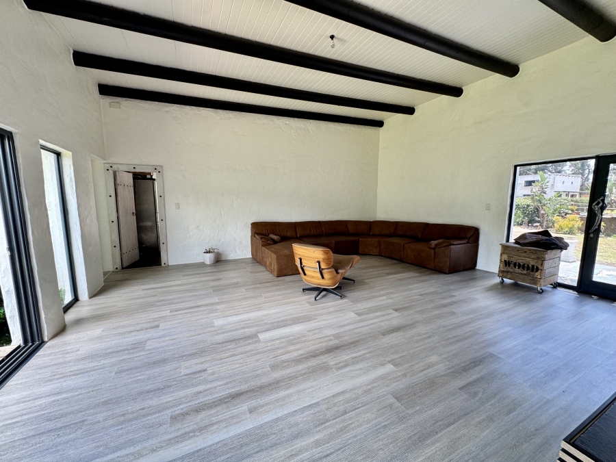 5 Bedroom Property for Sale in Cape Farms Western Cape